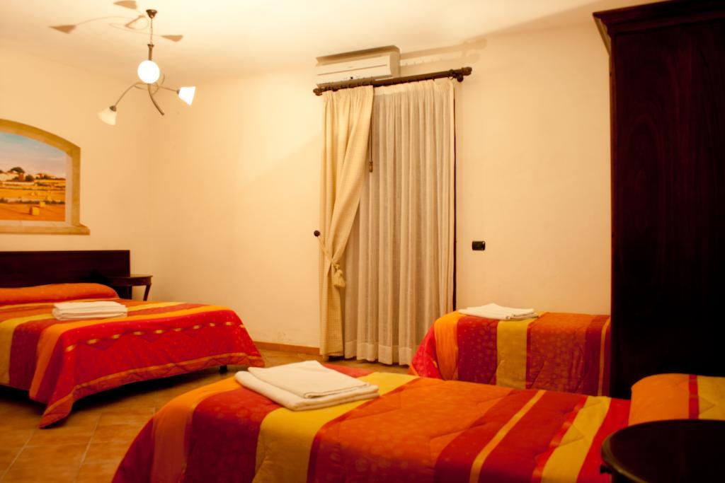 Agriturismo Tenuta Margitello Comiso Værelse billede